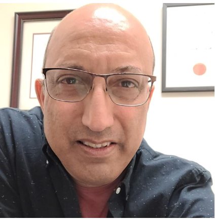 Dinshaw Engineer, Founder of Amicus Immigration Consultants Canada Inc.